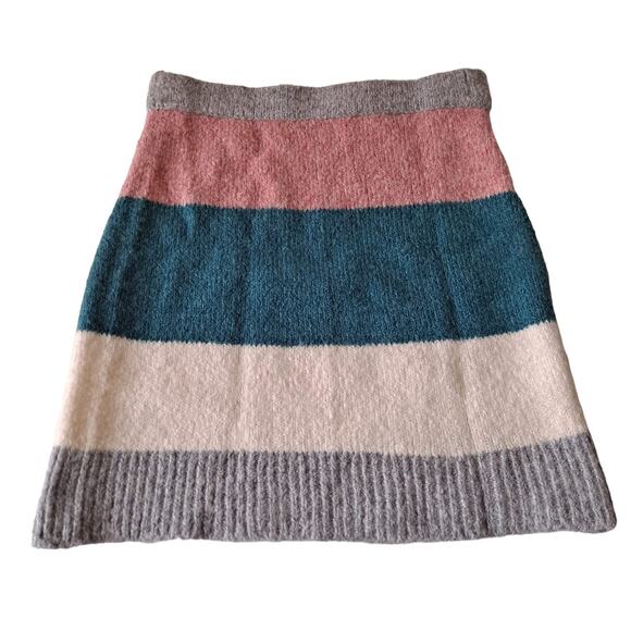 Lou & Grey Green, Pink & beige Mini Elastic Waist Knit Sweater Skirt - Size XS - Picture 3 of 9